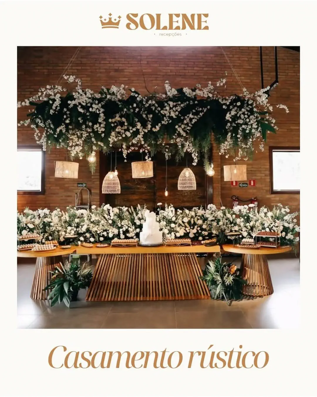 Ambiente interno com iluminação cênica